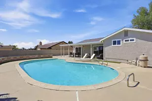 13856 Lyle St, Sylmar, CA 91342 - Photo 38