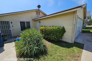420 E B St, Colton, CA 92324 - Photo 6