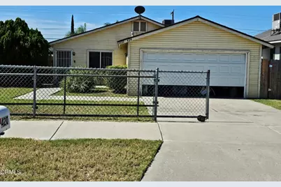 420 E B Street, Colton, CA 92324 - Photo 2