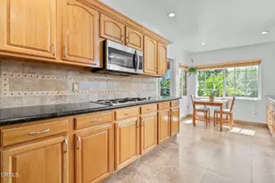 923 Crestview Dr, Pasadena, CA 91107 - Photo 10