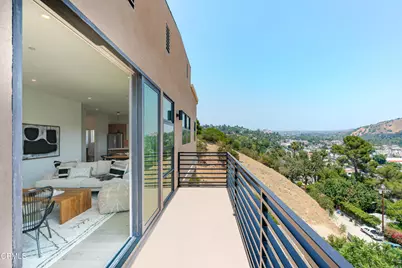 3874 W Point Drive, Los Angeles, CA 90065 - Photo 28