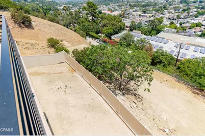 3874 W Point Drive, Los Angeles, CA 90065 - Photo 30