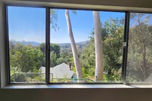1913 Verdugo Loma Dr, Glendale, CA 91208 - Photo 40
