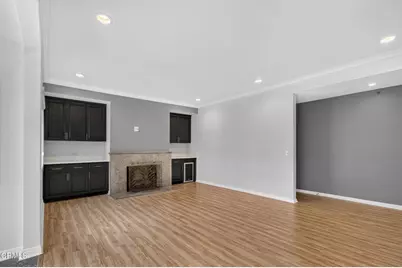 227 S Madison Avenue #205, Pasadena, CA 91101 - Photo 4