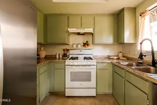 1101 N Summit Ave, Pasadena, CA 91103 - Photo 12