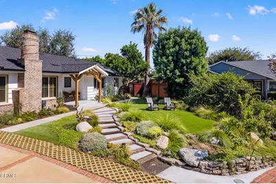 601 Durwood Drive, La Canada Flintridge, CA 91011 - Photo 2