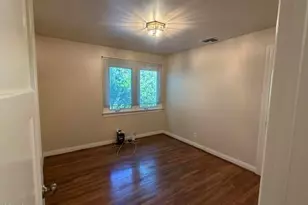3040 Orange Ave, La Crescenta, CA 91214 - Photo 18