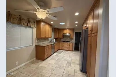 3040 Orange Avenue, La Crescenta, CA 91214 - Photo 8