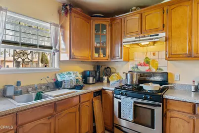 2428 Glenwood Place, South Gate, CA 90280 - Photo 12
