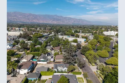 79 W Villa Street, Pasadena, CA 91103 - Photo 44