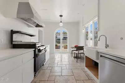 79 W Villa Street, Pasadena, CA 91103 - Photo 10