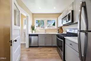 10814 Plainview Ave, Los Angeles, CA 91042 - Photo 16