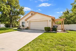15589 Cheyenne St, Hesperia, CA 92345 - Photo 2