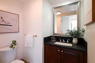 250 S De Lacey Ave, Pasadena, CA 91105 - Photo 26