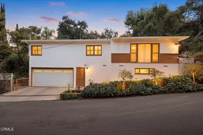 10022 Moy Lane, Sunland, CA 91040 - Photo 2