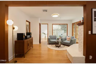 10022 Moy Lane, Sunland, CA 91040 - Photo 12
