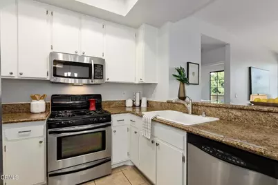 221 S Oak Knoll Avenue #304, Pasadena, CA 91101 - Photo 12