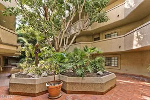 221 S Oak Knoll Ave, Pasadena, CA 91101 - Photo 30