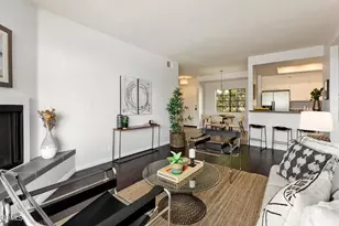 221 S Oak Knoll Ave, Pasadena, CA 91101 - Photo 2
