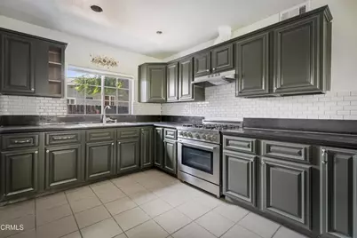 9824 Catawba Avenue, Fontana, CA 92335 - Photo 6