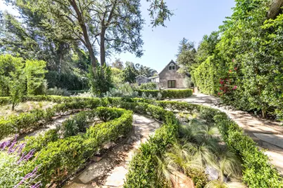 1230 Wellington Avenue, Pasadena, CA 91103 - Photo 4