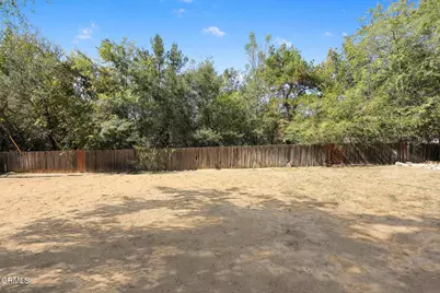 1740 Foothill Boulevard, La Canada Flintridge, CA 91011 - Photo 40