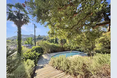925 Monarch Drive, La Canada Flintridge, CA 91011 - Photo 2