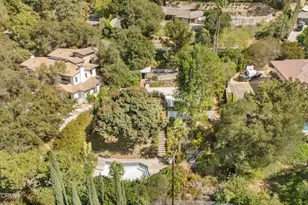 925 Monarch Dr, La Canada Flintridge, CA 91011 - Photo 32