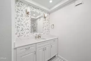 880 W 1st St, Los Angeles, CA 90012 - Photo 28