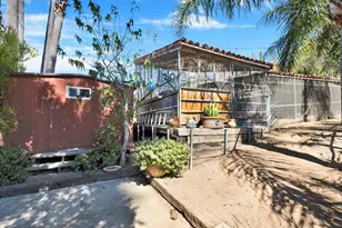 9701 La Canada Way, Los Angeles, CA 91040 - Photo 26