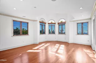 985 N Michillinda Ave, Pasadena, CA 91107 - Photo 22