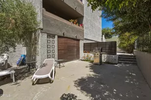 5260 Bellingham Ave, Los Angeles, CA 91607 - Photo 4