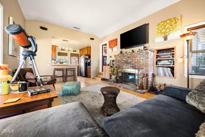 7669 Airlie Drive, Tujunga, CA 91042 - Photo 10