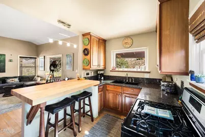 7669 Airlie Drive, Tujunga, CA 91042 - Photo 12
