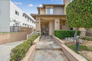 690 S Marengo Ave, Pasadena, CA 91106 - Photo 2