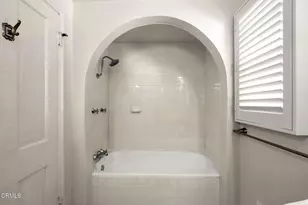 2062 New York Dr, Altadena, CA 91001 - Photo 36