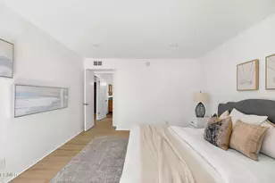 1127 E Del Mar Blvd, Pasadena, CA 91106 - Photo 16