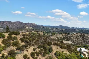 6936 Pacific View Dr, Los Angeles, CA 90068 - Photo 38
