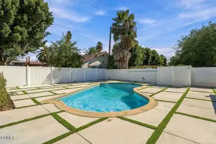 8334 Gladbeck Ave, Northridge, CA 91324 - Photo 6
