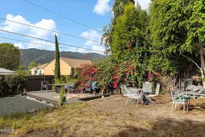 2500 Fairway Avenue, Montrose, CA 91020 - Photo 10