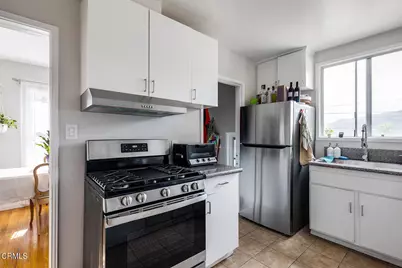 2500 Fairway Avenue, Montrose, CA 91020 - Photo 4