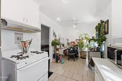 1200 N Orchard Drive, Burbank, CA 91506 - Photo 20