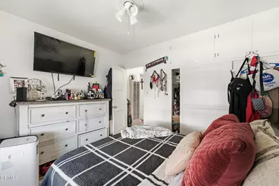 1200 N Orchard Drive, Burbank, CA 91506 - Photo 16