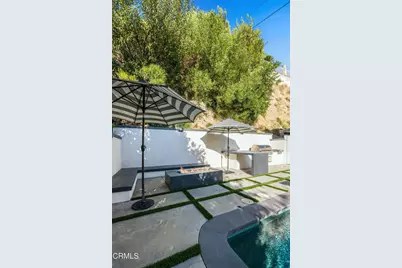 1010 Via Carmelita, Burbank, CA 91501 - Photo 48