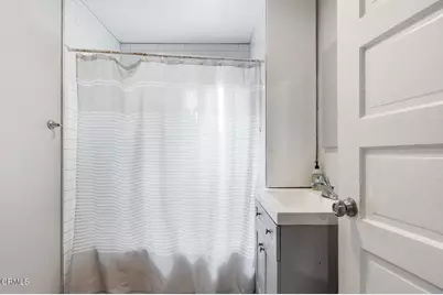 2824 Montrose Avenue, Glendale, CA 91214 - Photo 8