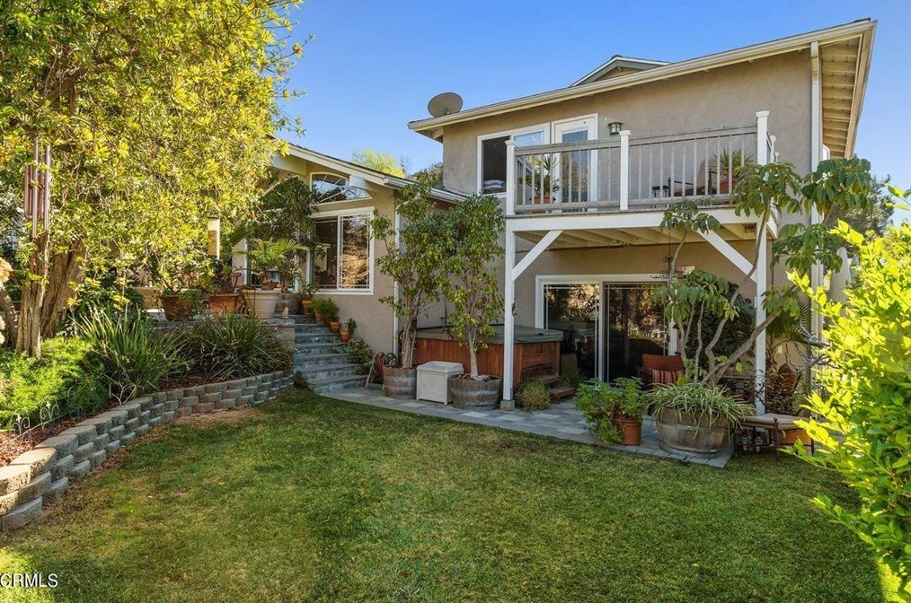 1781 Sunny Heights Dr, Los Angeles CA  90065-3325 exterior