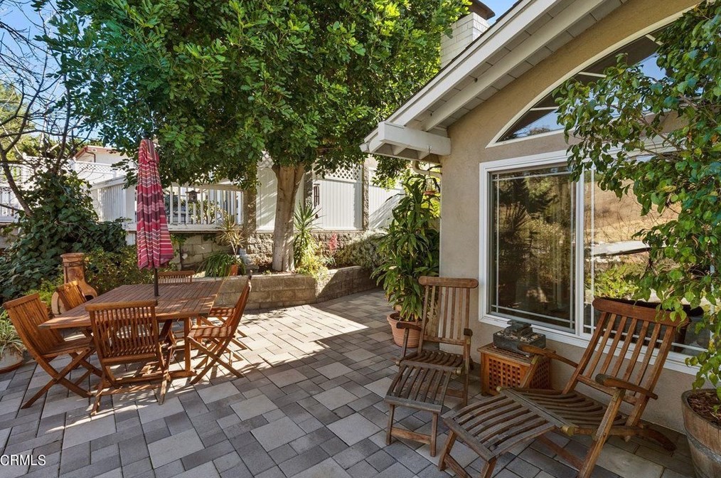 1781 Sunny Heights Dr, Los Angeles CA  90065-3325 exterior