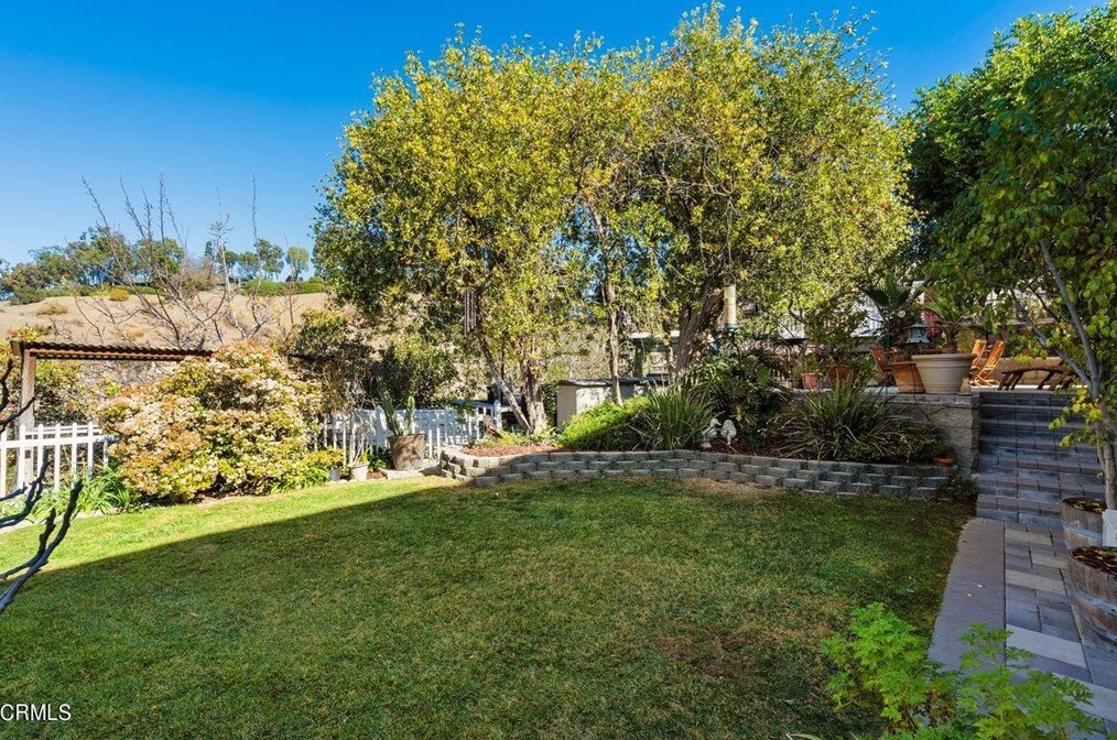 1781 Sunny Heights Dr, Los Angeles CA  90065-3325 exterior