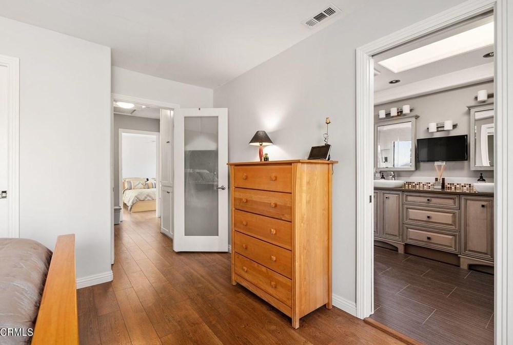 1781 Sunny Heights Dr, Los Angeles CA  90065-3325 exterior