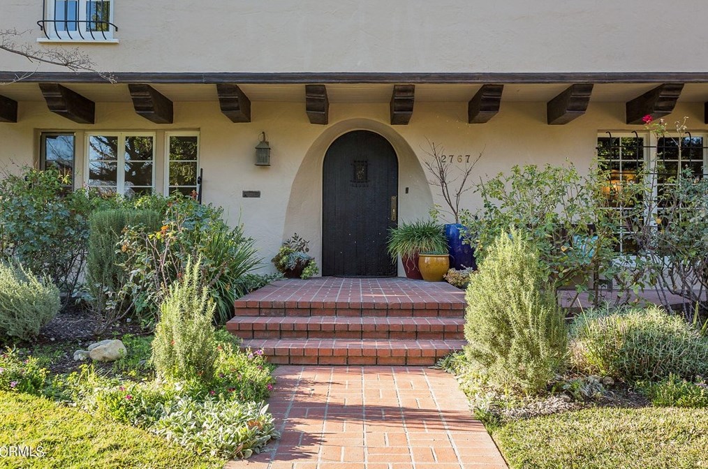 2767 Fleur Dr, Pasadena, CA 91108-1722